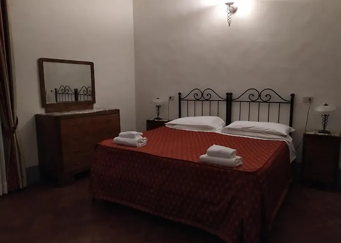 In Nocleg ze śniadaniem 4*
