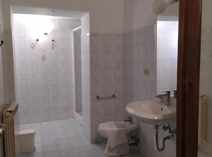 住宿加早餐酒店 In